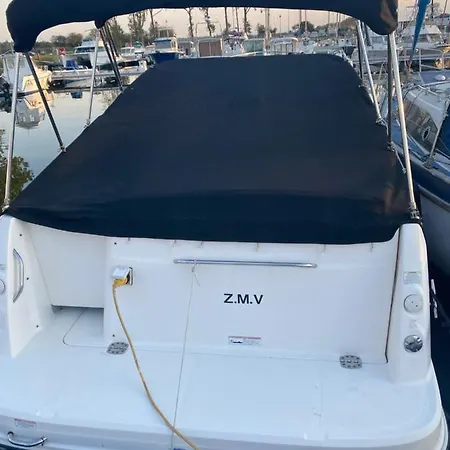 Bådhotel Chamerops Ouistreham