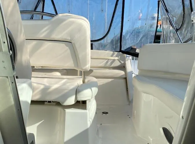 Bateau-hôtel Chamerops